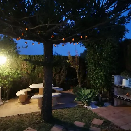 Quaint Ground Floor With Pool Lb1 Appartamento