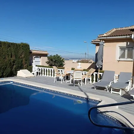 Quaint Ground Floor With Pool Lb1 Appartamento